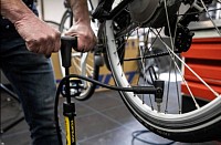 Iedereen kan nog net een pomp gebruiken. Gratis workout!