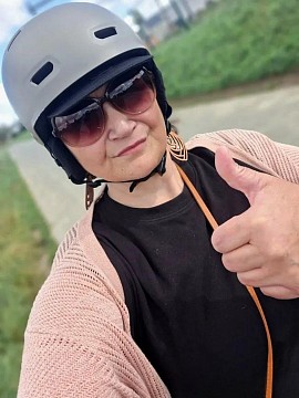 Valhelm op de fiets dragen, is oke!